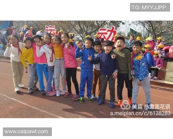 聚焦足球运动员成长历程与赛场精神力量的深度观察全景解读之旅度